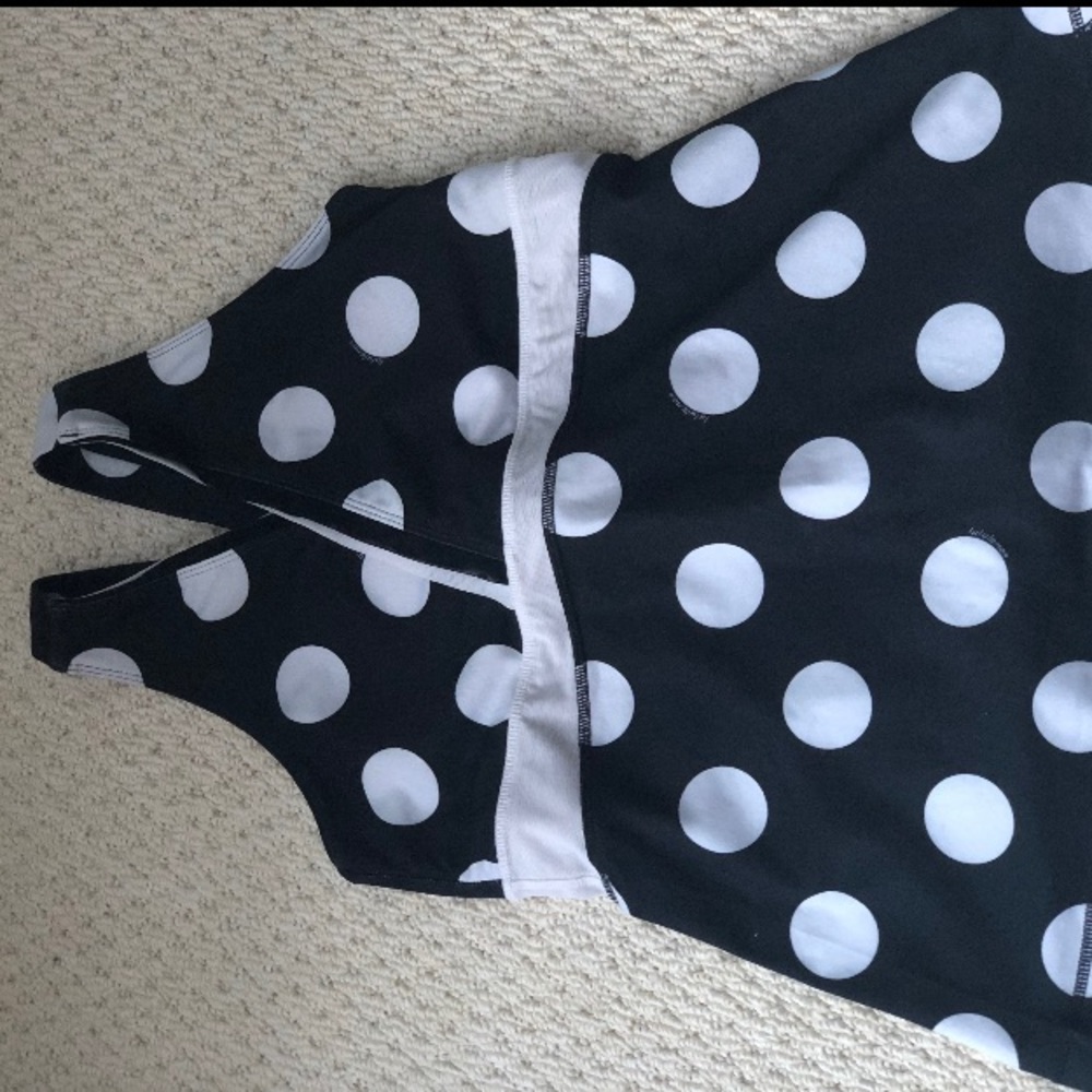 LuLu Lemon Athletic Set Sports Bra & Capris Pants
